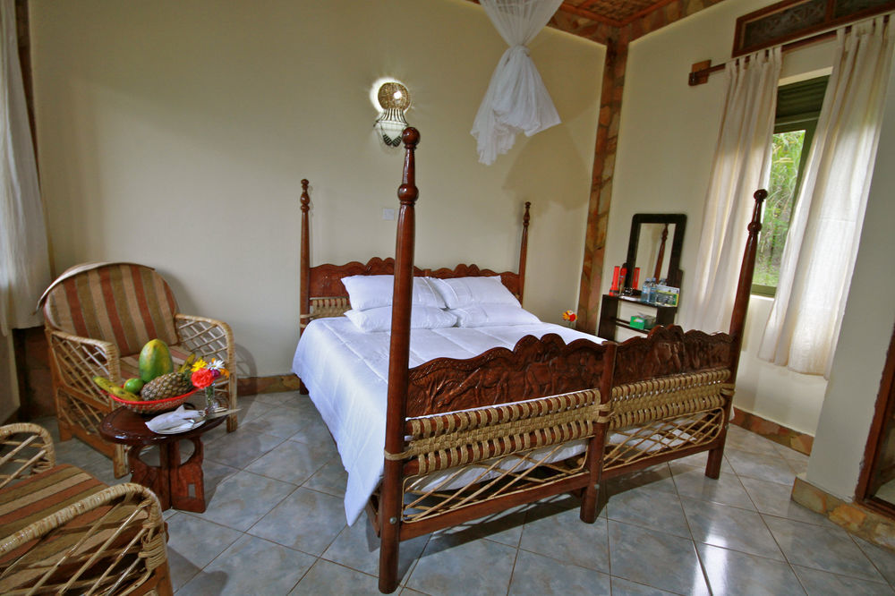 Silverback Lodge Buhoma Екстериор снимка